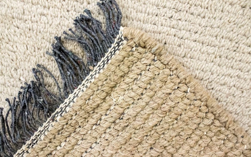 Nepal Teppich 140 x 70 cm - beige