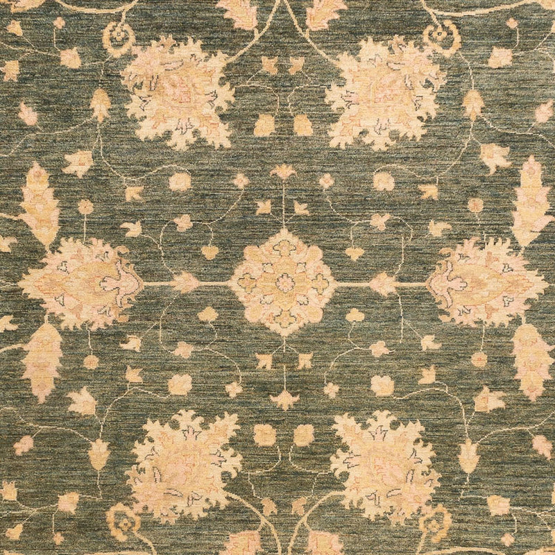 Ziegler Teppich - 348 x 256 cm - olivgrün