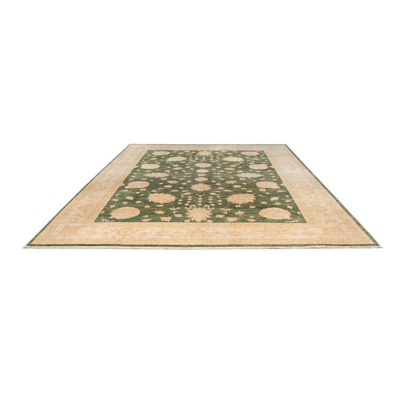 Ziegler Teppich - 365 x 275 cm - olivgrün