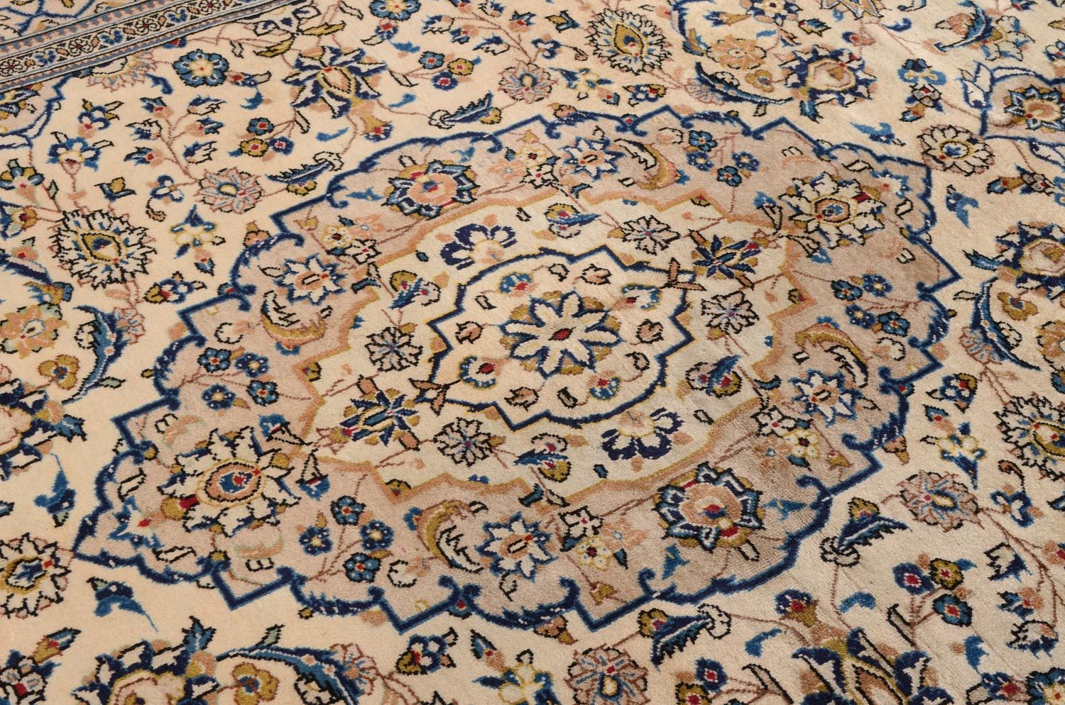 Perserteppich - Keshan 305 x 198 cm - beige